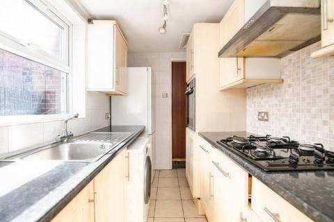 3 bedroom semi-detached house for sale, Montague Road, Smethwick, B66