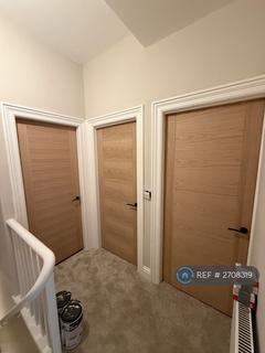 2 bedroom flat to rent, Belle Vue Crescent, South Shields, NE33
