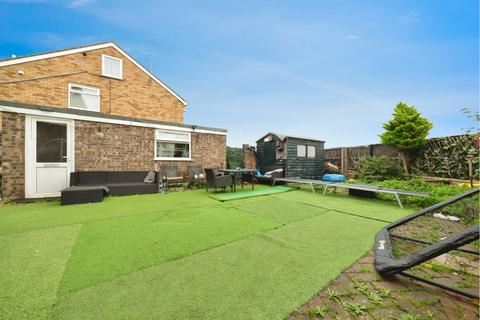 undefined, Scarrington Crescent, Hull, HU4