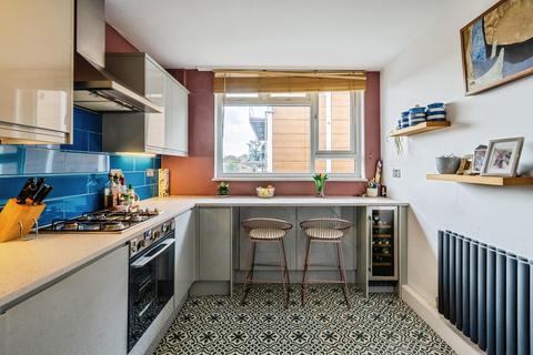 3 bedroom maisonette for sale, Chatham Road, Battersea, SW11