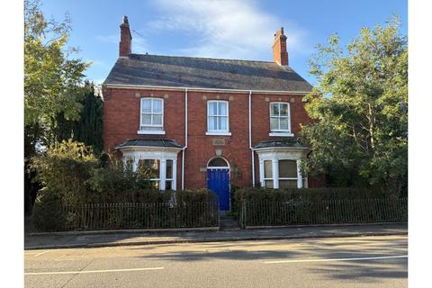 4 bedroom detached house for sale, High Street, Heckington, Sleaford, NG34