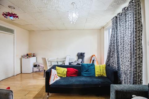 undefined, Gleneagles Close, London, SE16