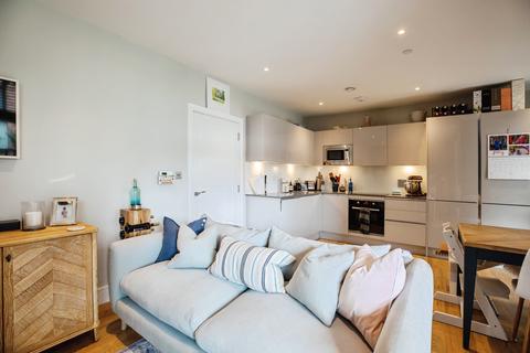 2 bedroom apartment for sale, 81 Plough Lane, London, SW17