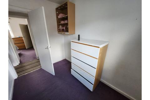 undefined, Laurie Close, Nottingham, NG7