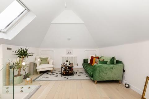 undefined, 32 Ambleside Avenue, Streatham, SW16