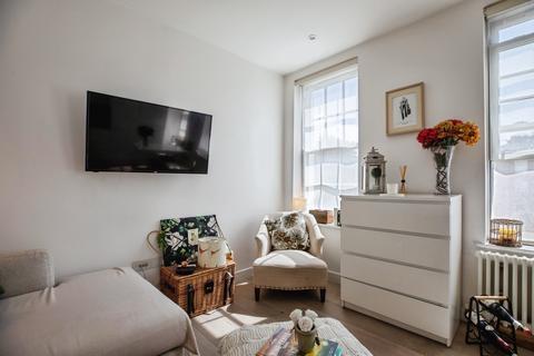 1 bedroom apartment for sale, Clapham Road, London, SW9