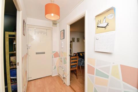 2 bedroom flat for sale, Crosslet Vale, London, SE10