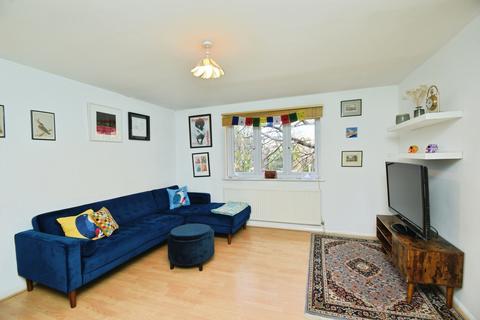 2 bedroom flat for sale, Crosslet Vale, London, SE10