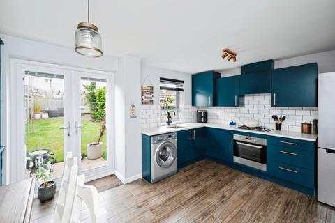 3 bedroom semi-detached house for sale, Piccadilly Close, Mansfield, NG19
