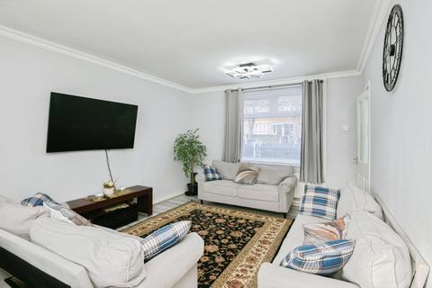 3 bedroom terraced house for sale, Bank House Road, Manchester, M9