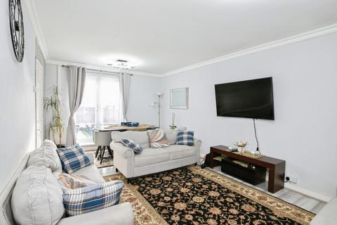 3 bedroom terraced house for sale, Bank House Road, Manchester, M9