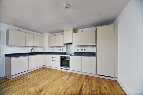 386 Streatham High Road, London, SW16