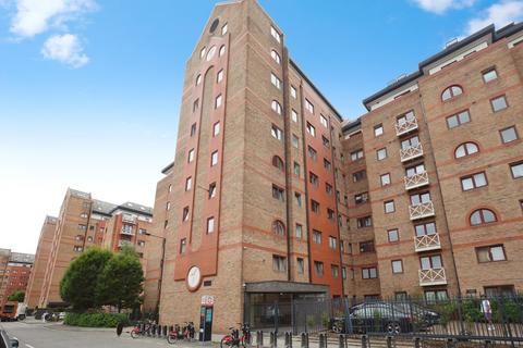 undefined, Townmead Road, London, SW6