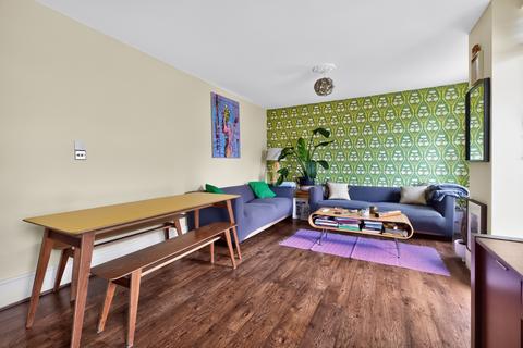 2 bedroom flat for sale, Tulse Hill, London, SW2