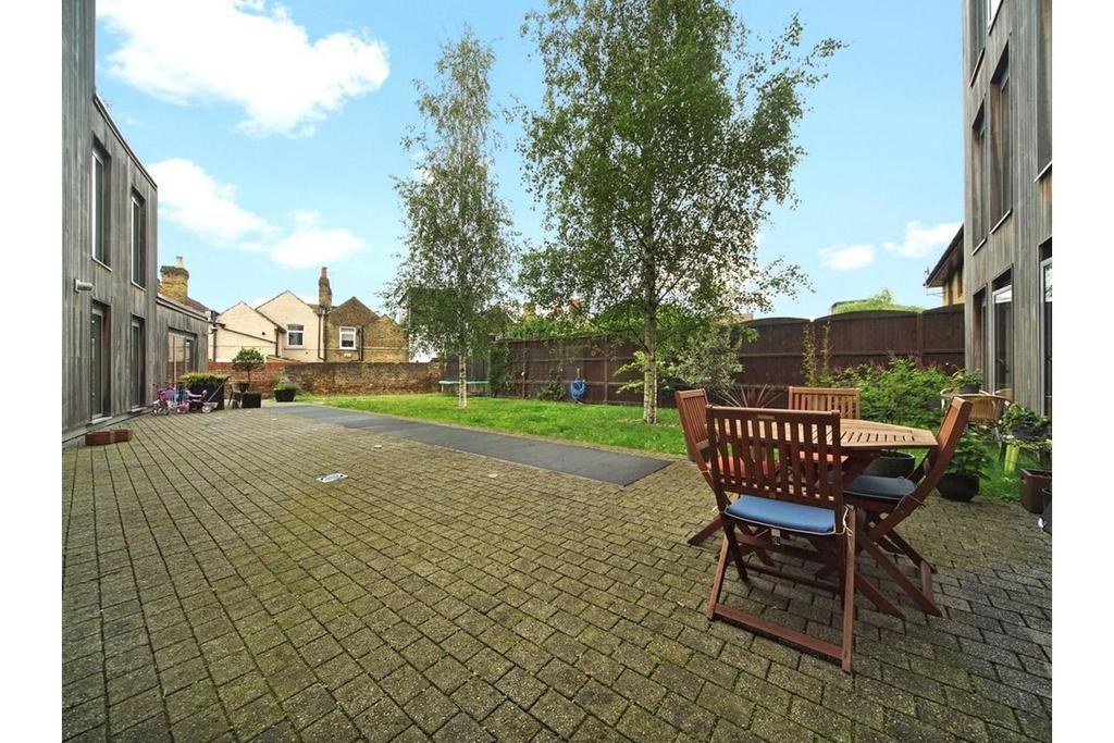 Garden Apartment
