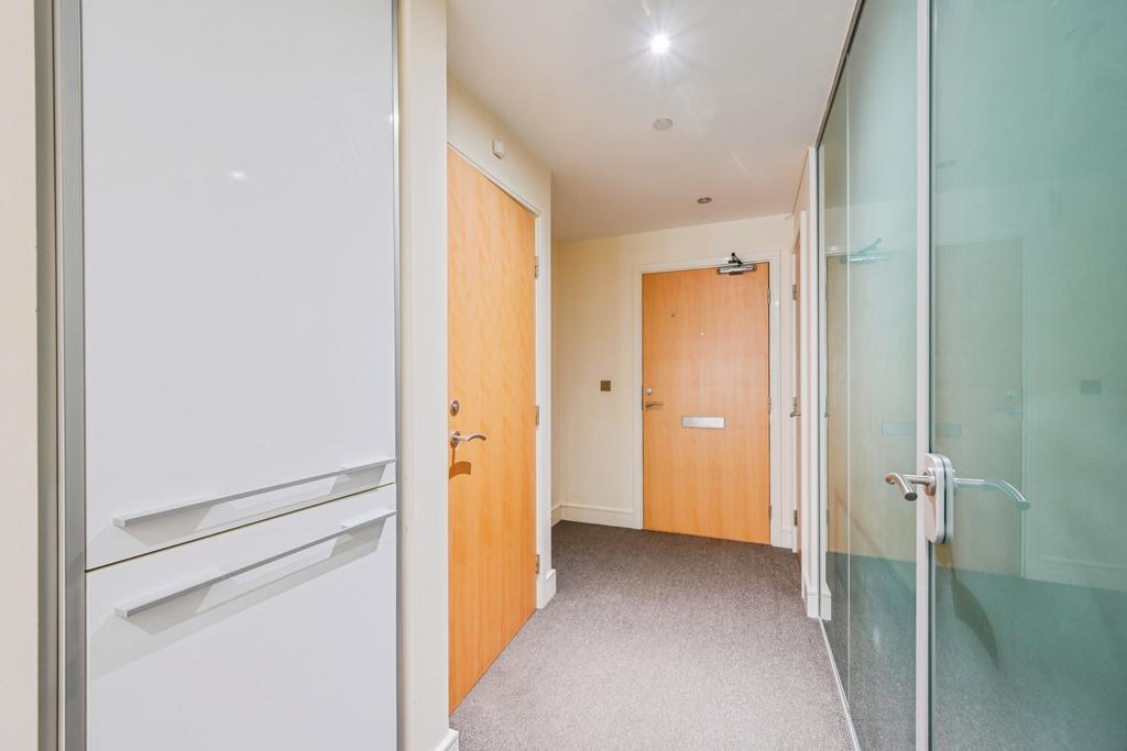 Apartment in Nottingham - View 4