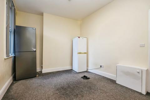 undefined, Commercial Road, Nottingham, NG6