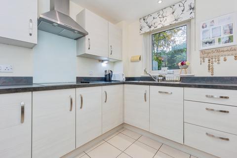 undefined, Park View Road, Manchester, M25