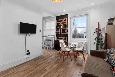 3 bedroom apartment for sale, Lewisham Way, London, SE14