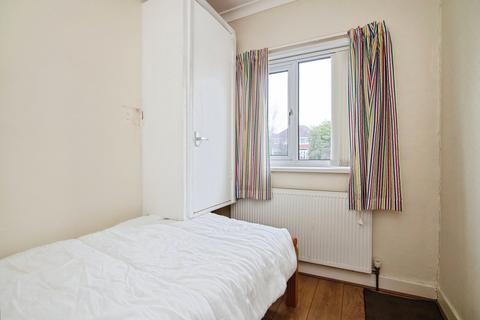 3 bedroom semi-detached house for sale, Barston Road, Oldbury, B68