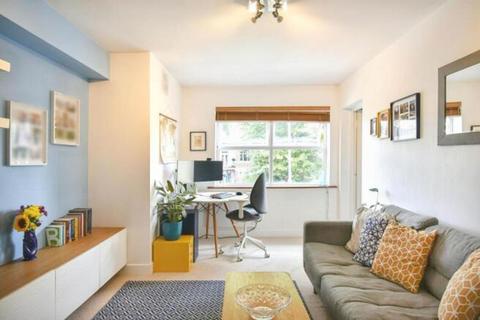 1 bedroom flat for sale, 174 Bedford Hill, Balham, SW12