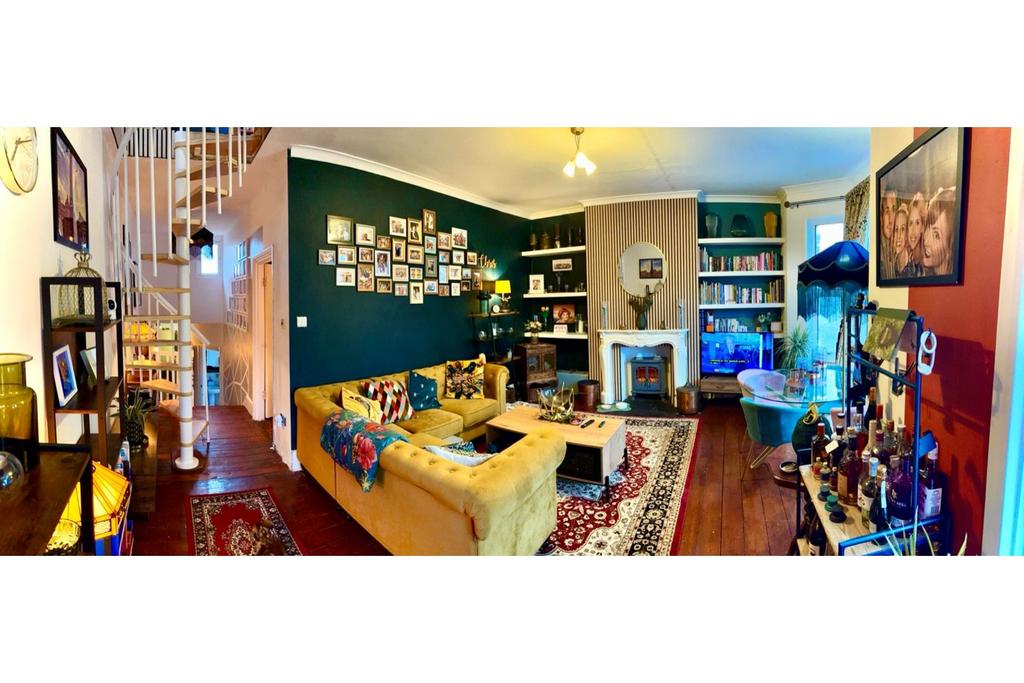 Living / Dining Room