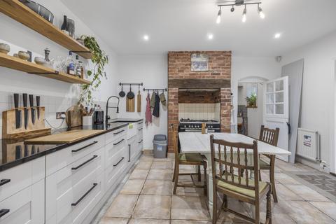 3 bedroom semi-detached house for sale, Church Street, Nottingham, NG17