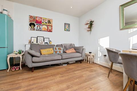 Selhurst Road, London, SE25