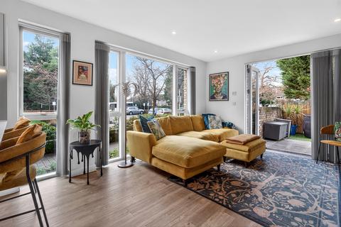 undefined, Exeter Place, London, SE26