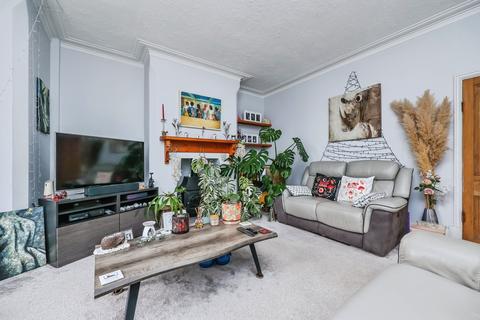 4 bedroom semi-detached house for sale, Stockhill Lane, Nottingham, NG6