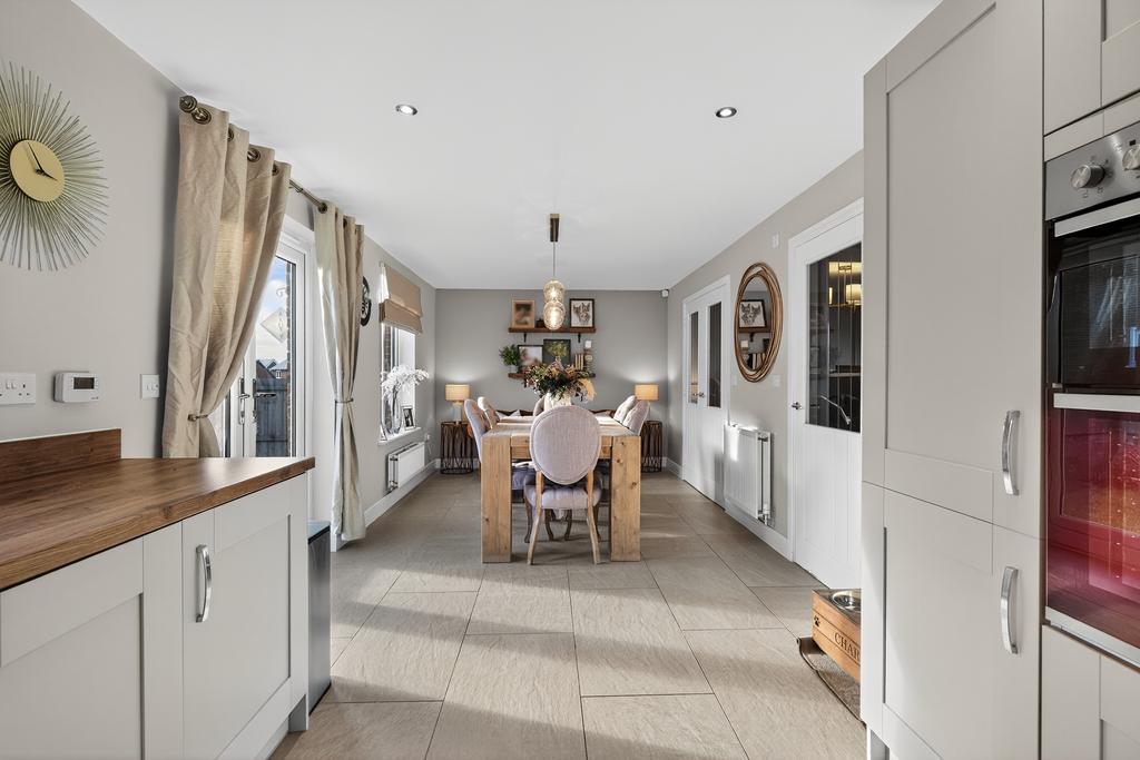 Kitchen/Dining Room