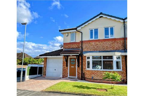 Albert Drive, Manchester, M45