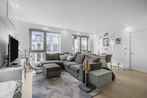 2 bedroom flat for sale, 10 Chatfield Road, London, SW11