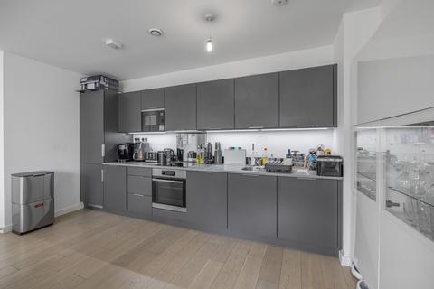 2 bedroom flat for sale, 10 Chatfield Road, London, SW11