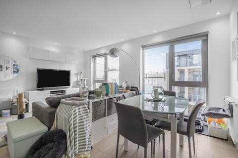 2 bedroom flat for sale, 10 Chatfield Road, London, SW11