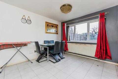 undefined, Redrose Crescent, Manchester, M19