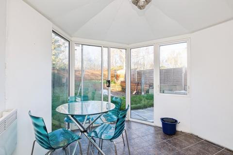 4 bedroom semi-detached house for sale, The Fairway, Manchester, M40