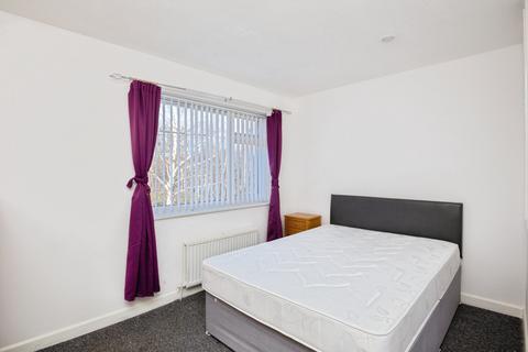 4 bedroom semi-detached house for sale, The Fairway, Manchester, M40