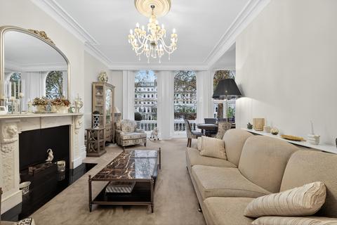 Cornwall Gardens, London, SW7