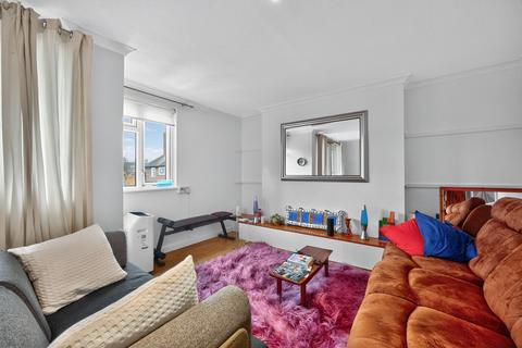 2 bedroom flat for sale, Grove Road, London, SW13
