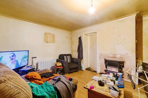 3 bedroom terraced house for sale, Abbey Road, Manchester, M24