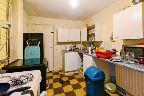 3 bedroom terraced house for sale, Abbey Road, Manchester, M24