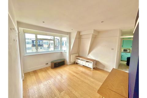 1 bedroom flat for sale, Upper Tooting Road, London, SW17
