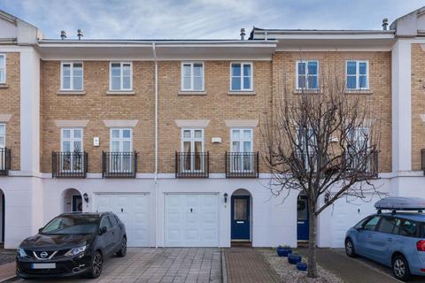 3 bedroom townhouse for sale, Bevin Square, London, SW17