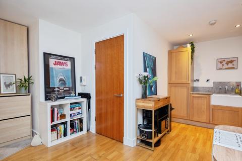 1 bedroom apartment for sale, 2 Isaac Way, Manchester, M4
