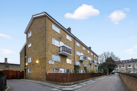 3 bedroom flat for sale, Heathfield Square, London, SW18