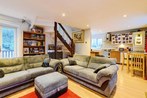 2 bedroom semi-detached house for sale, Northdale Road, Manchester, M9