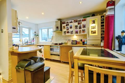 2 bedroom semi-detached house for sale, Northdale Road, Manchester, M9