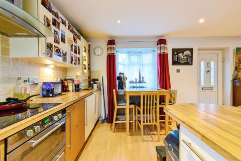 2 bedroom semi-detached house for sale, Northdale Road, Manchester, M9