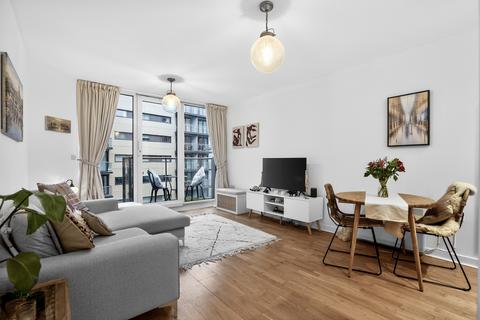 1 bedroom flat for sale, 352 Queenstown Road, London, SW11
